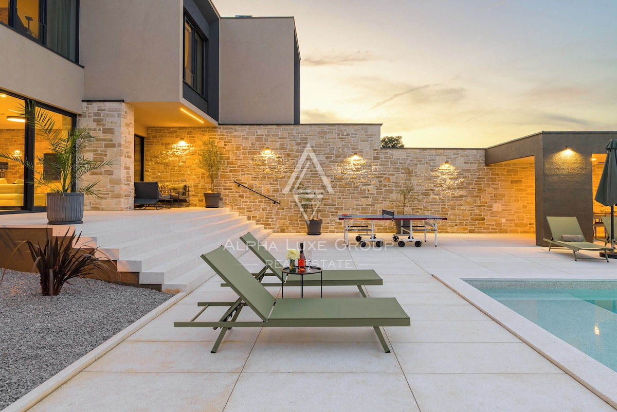 Istria, Rovinj: Villa moderna con piscina, privacy