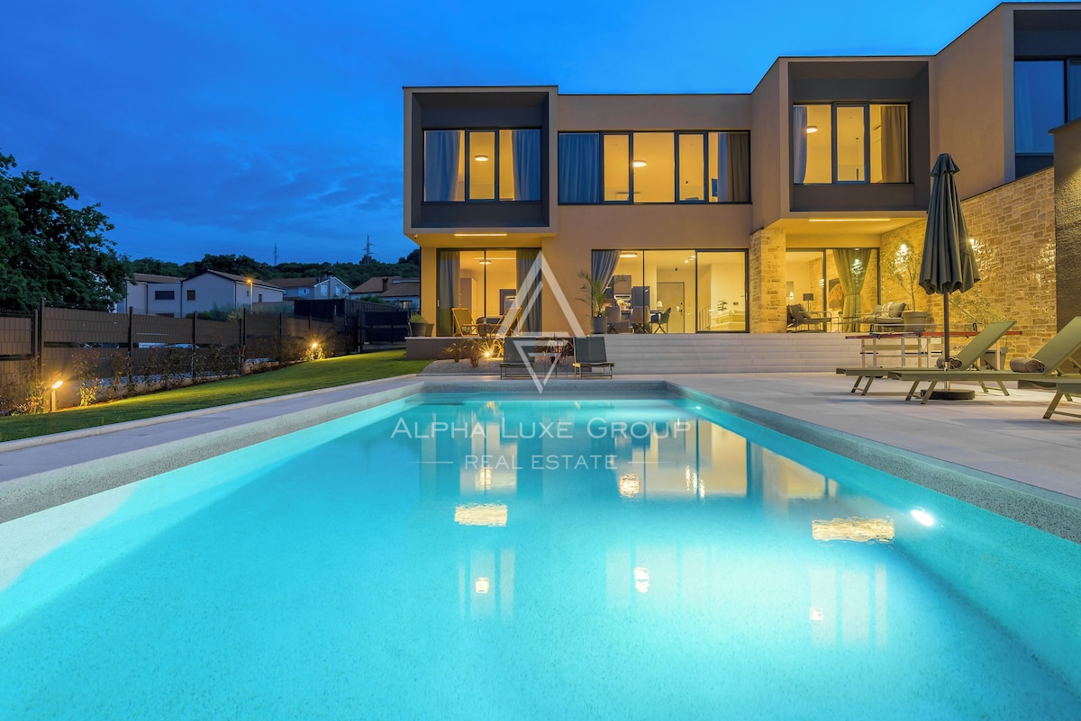 Istria, Rovinj: Villa moderna con piscina, privacy