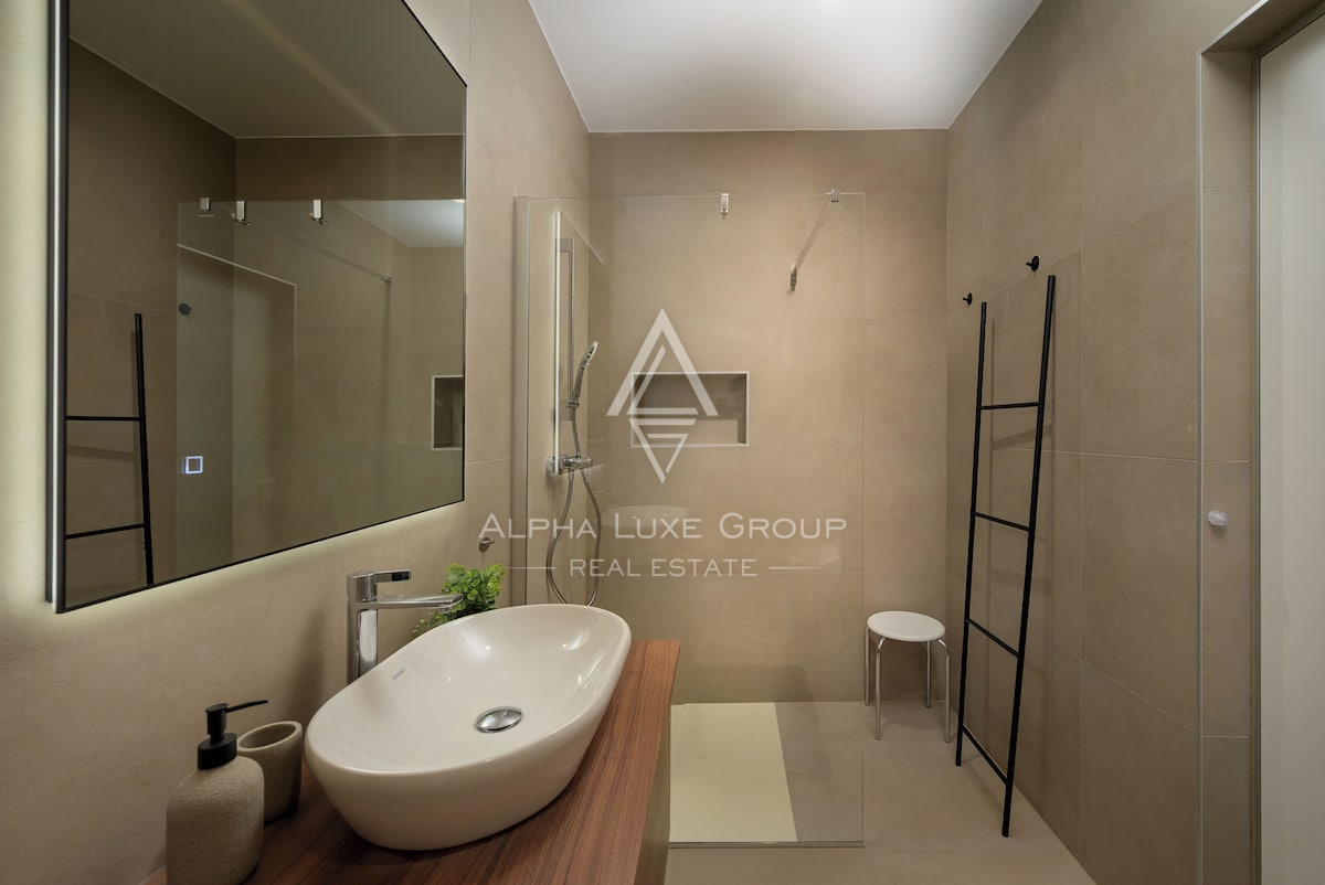 Istria, Rovinj: Villa moderna con piscina, privacy