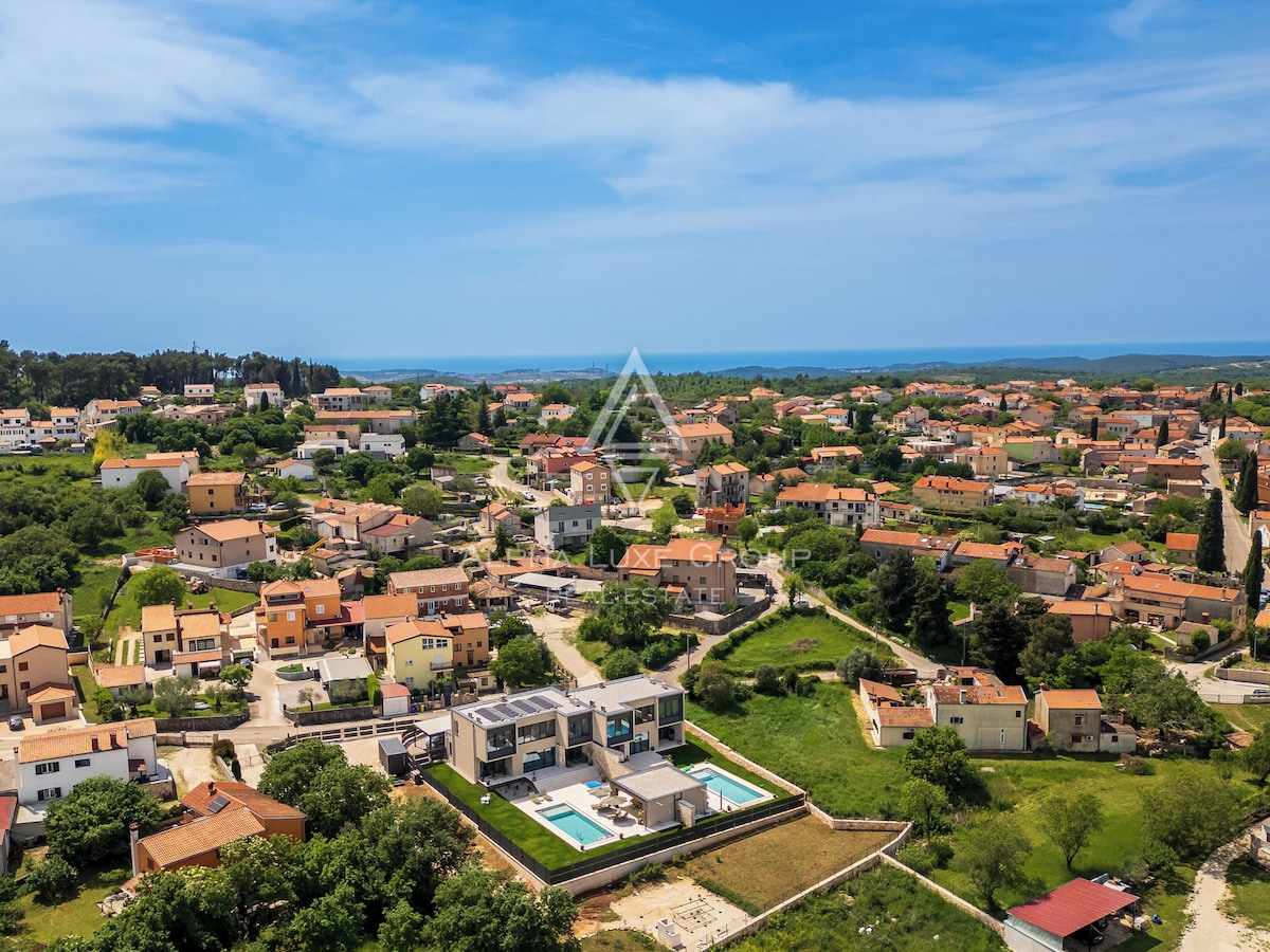 Istria, Rovinj: Villa moderna con piscina, privacy