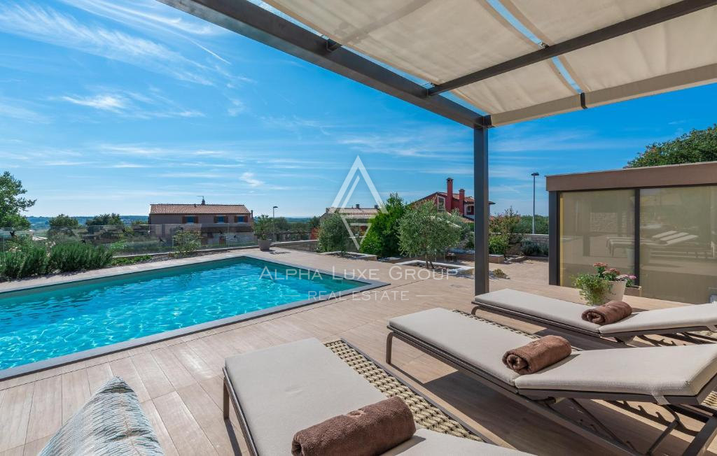 Istria, Umag: Casa moderna di design con piscina