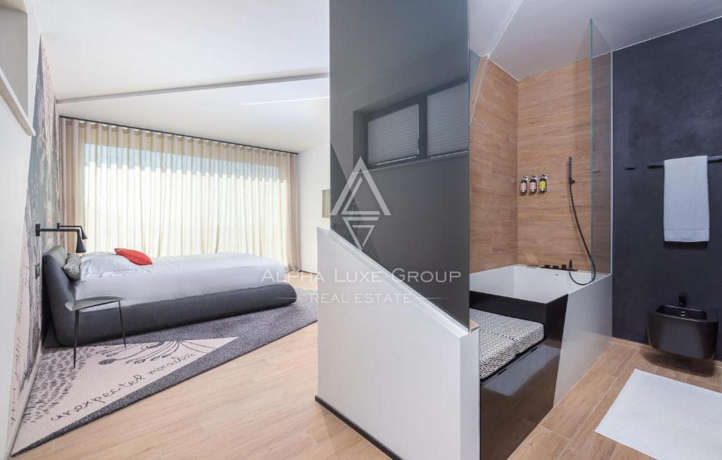 Istria, Umag: Casa moderna di design con piscina