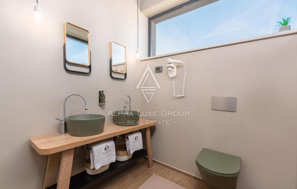 Istria, Umag: Casa moderna di design con piscina