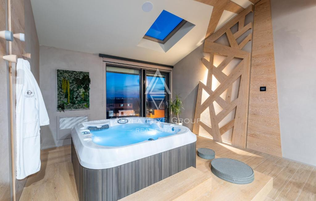 Istria, Umag: Casa moderna di design con piscina