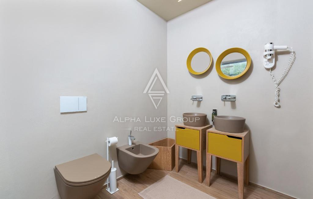 Istria, Umag: Casa moderna di design con piscina