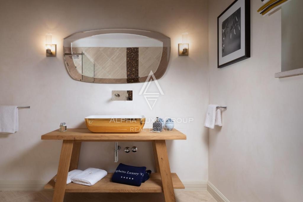 Istria, Poreč – Villa di lusso con 4 camere e piscina