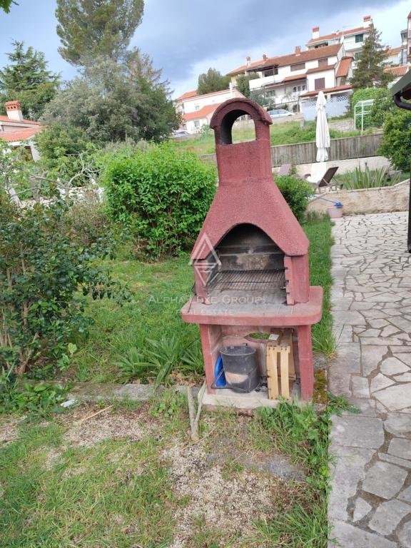 Medulin, Istria: Casa vicino alla spiaggia con affitto turistico redditizio