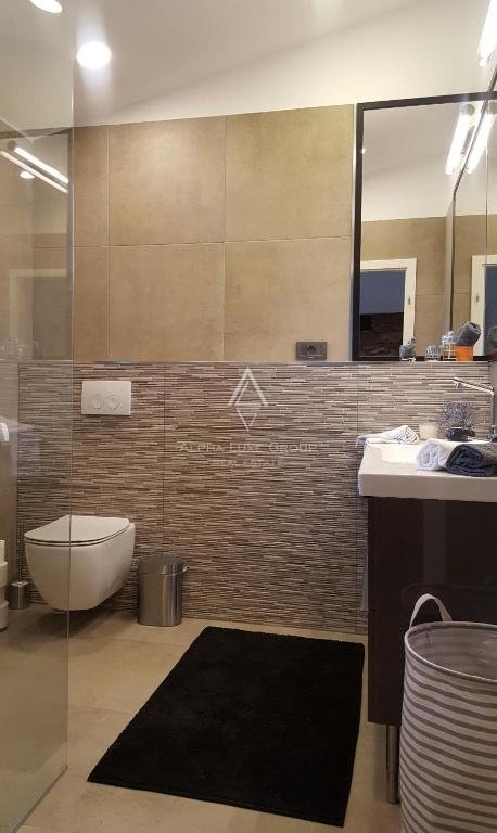 Istria, Labin - Villa in pietra contemporanea con piscina in vendita
