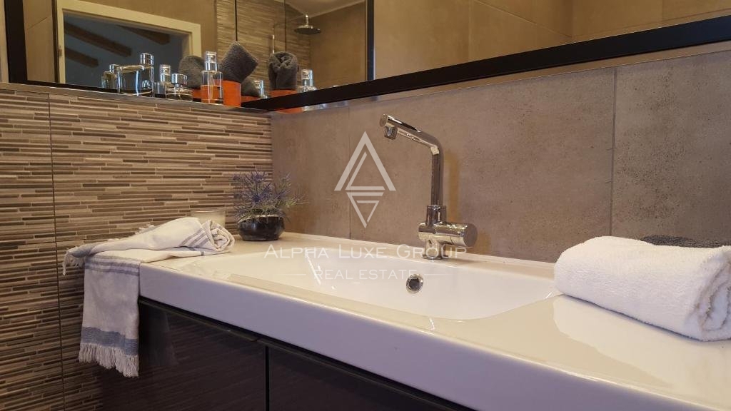 Istria, Labin - Villa in pietra contemporanea con piscina in vendita