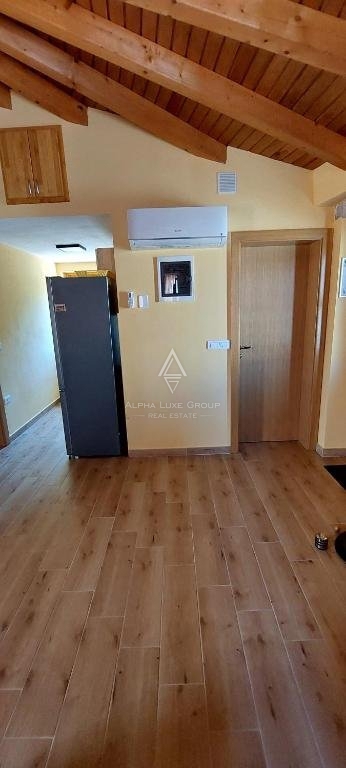 Pula e Dintorni: Incantevoli case tradizionali in pietra con piscina