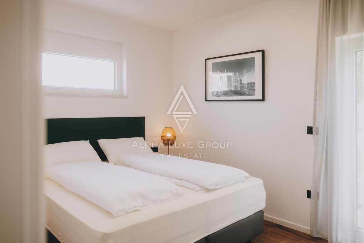 Nuova casa con piscina, Istria, Poreč