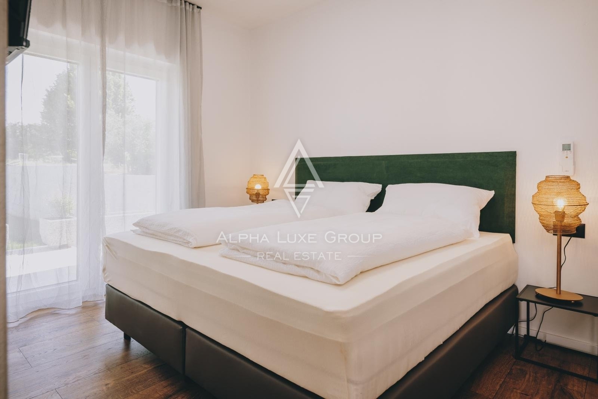 Nuova casa con piscina, Istria, Poreč