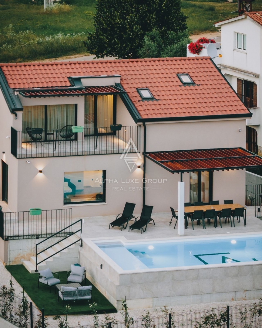 Nuova casa con piscina, Istria, Poreč