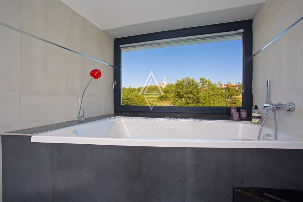 Moderna villa di lusso con vista panoramica sul mare, Visignano, ISTRIA