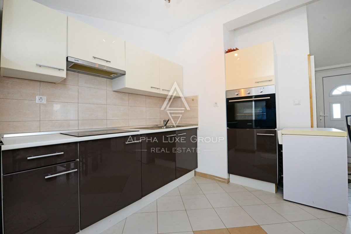 Casa di charme con tre appartamenti, Istria, Parenzo