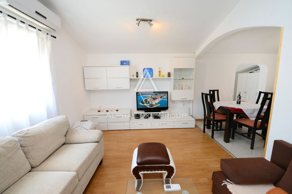 Casa di charme con tre appartamenti, Istria, Parenzo