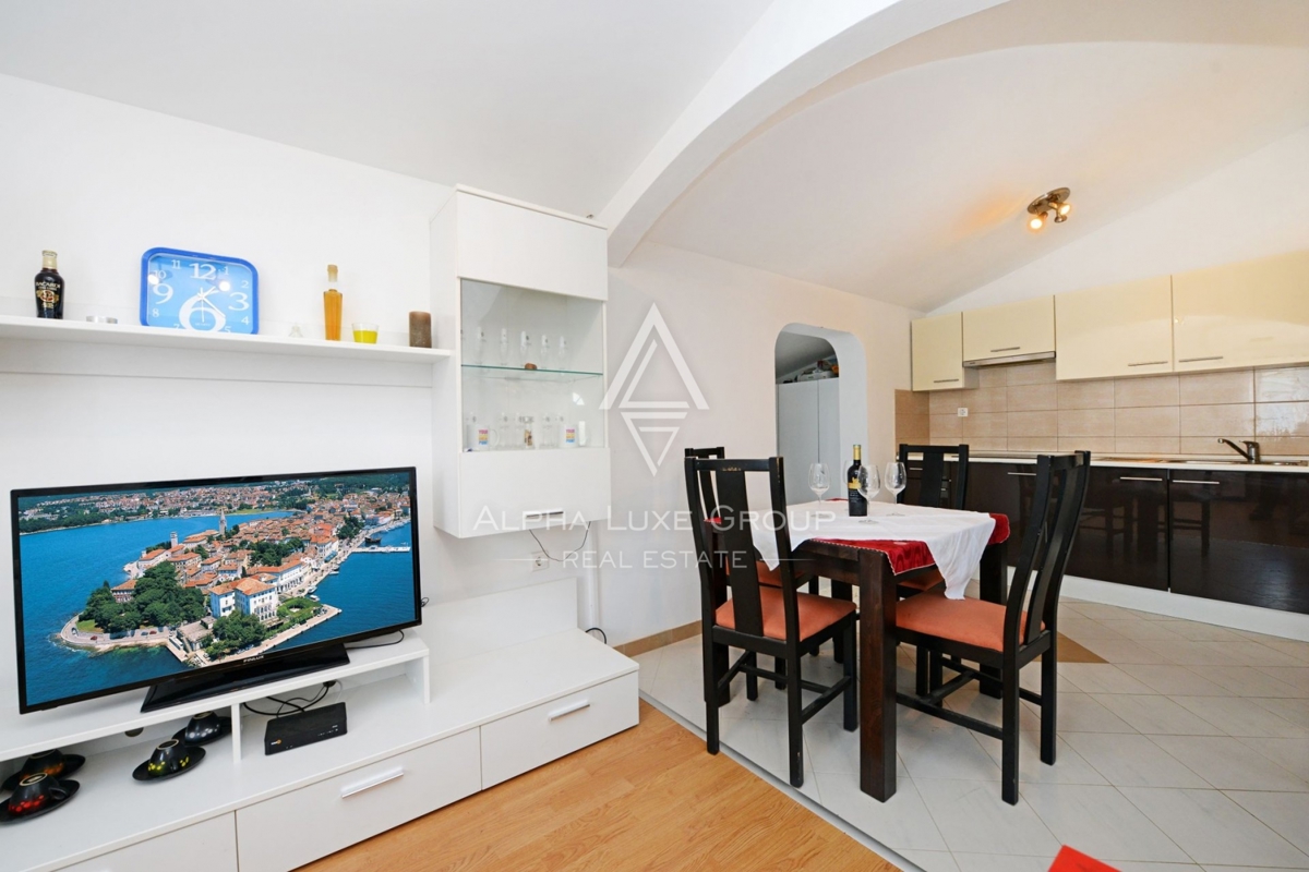 Casa di charme con tre appartamenti, Istria, Parenzo