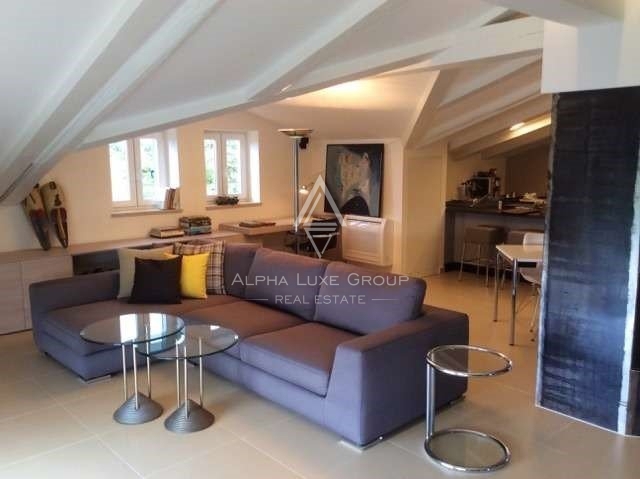 Bella villa in pietra su un ampio terreno con vigneto, Poreč, ISTRA