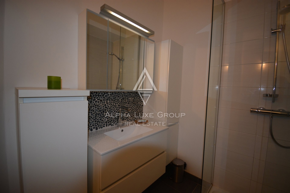 ALPHA LUXE GROUP in vendita, casa con vista panoramica sul mare e sulle isole, casa con due appartamenti, OPATIJA