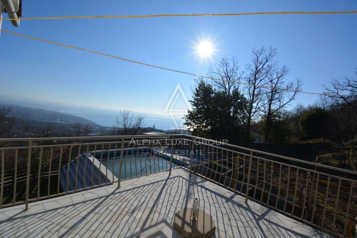 ALPHA LUXE GROUP in vendita, casa con vista panoramica sul mare e sulle isole, casa con due appartamenti, OPATIJA