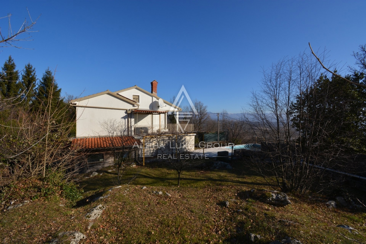 ALPHA LUXE GROUP in vendita, casa con vista panoramica sul mare e sulle isole, casa con due appartamenti, OPATIJA