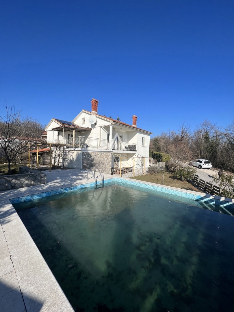 ALPHA LUXE GROUP in vendita, casa con vista panoramica sul mare e sulle isole, casa con due appartamenti, OPATIJA