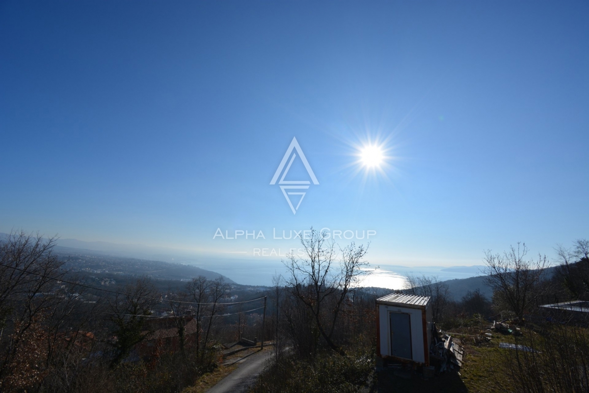 ALPHA LUXE GROUP in vendita, casa con vista panoramica sul mare e sulle isole, casa con due appartamenti, OPATIJA