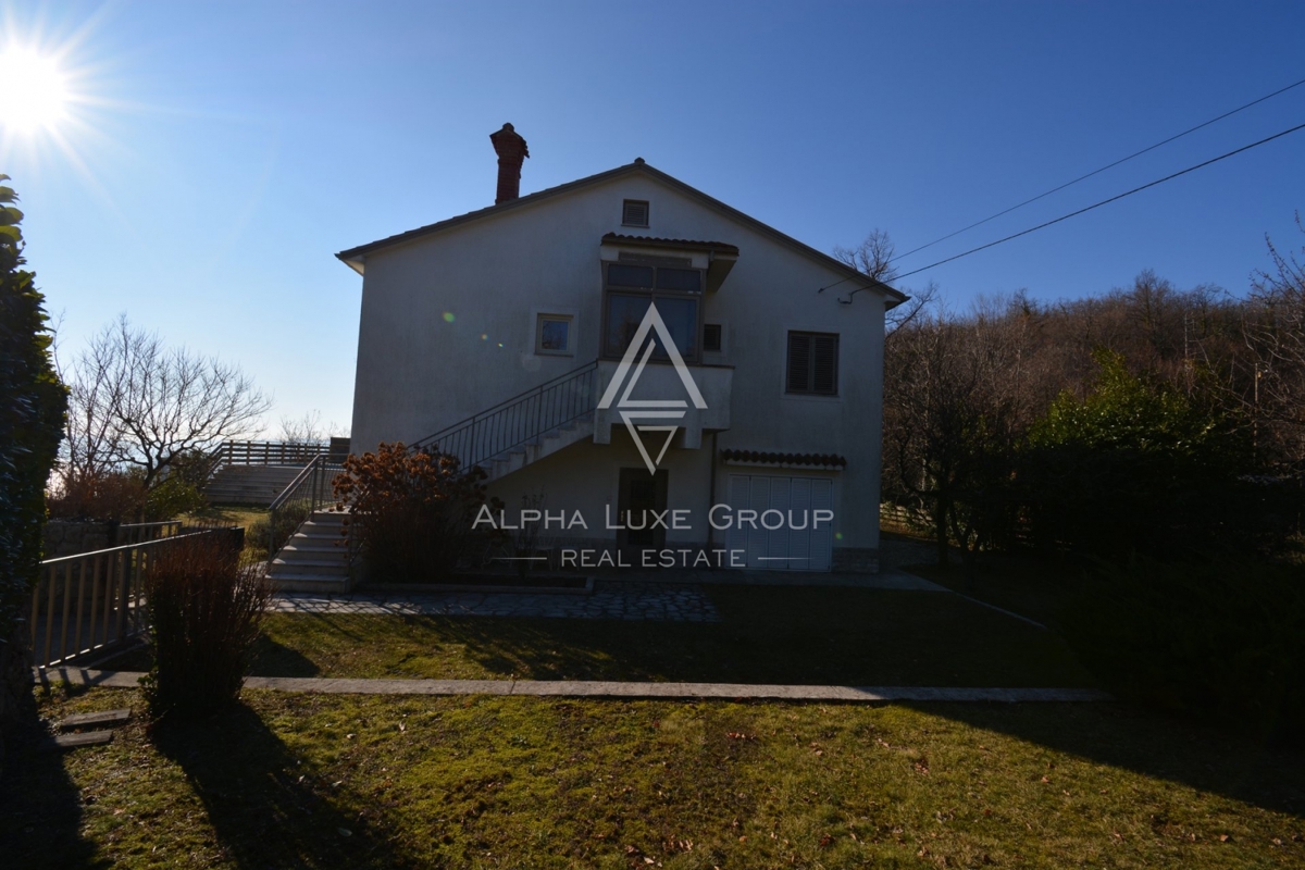 ALPHA LUXE GROUP in vendita, casa con vista panoramica sul mare e sulle isole, casa con due appartamenti, OPATIJA