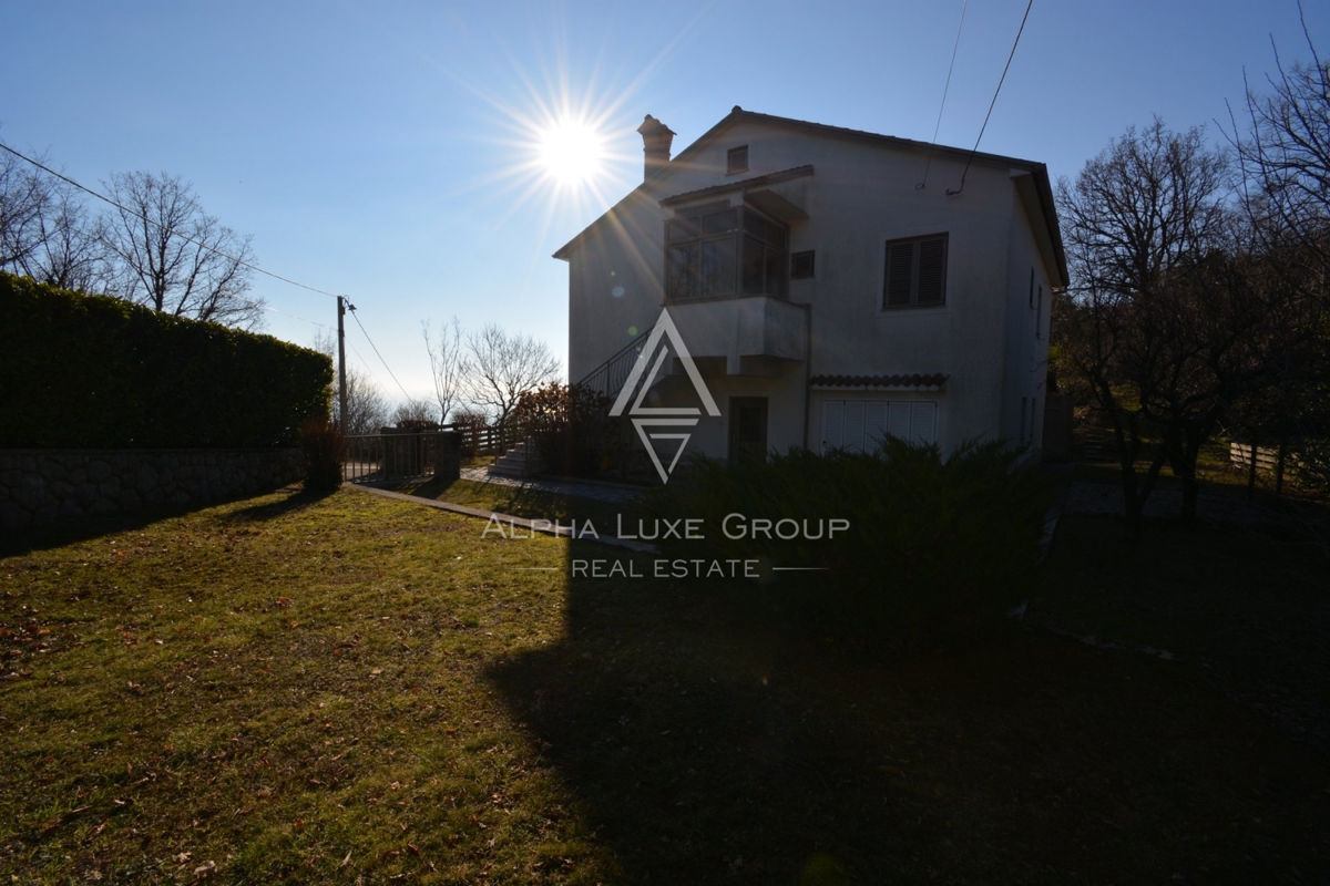 ALPHA LUXE GROUP in vendita, casa con vista panoramica sul mare e sulle isole, casa con due appartamenti, OPATIJA