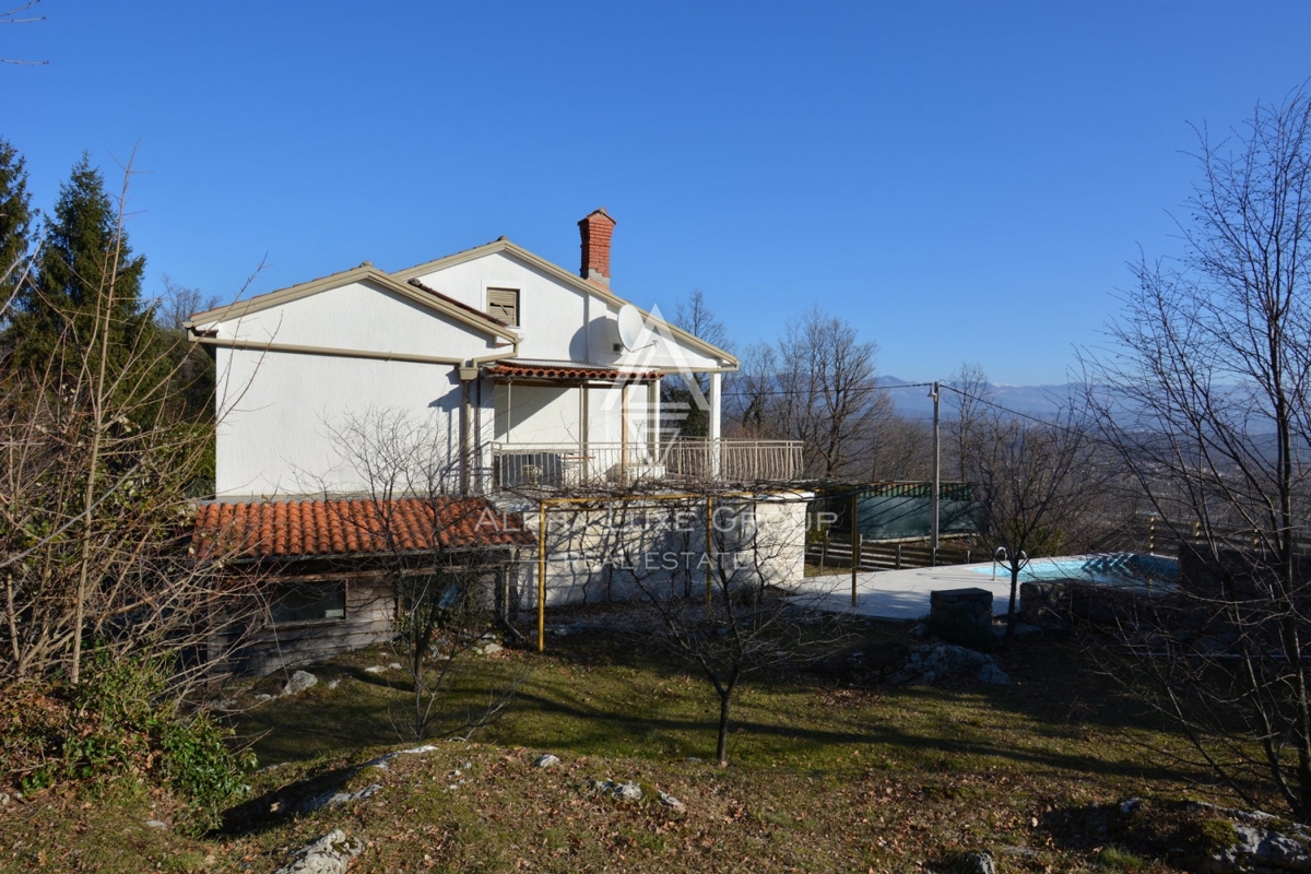 ALPHA LUXE GROUP in vendita, casa con vista panoramica sul mare e sulle isole, casa con due appartamenti, OPATIJA