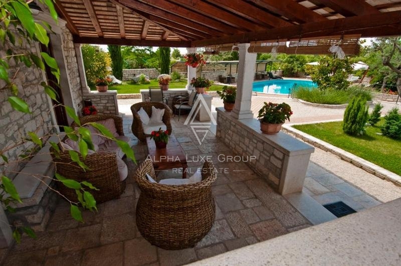 Villa in pietra finemente ristrutturata con piscina, Istria, Rovigno