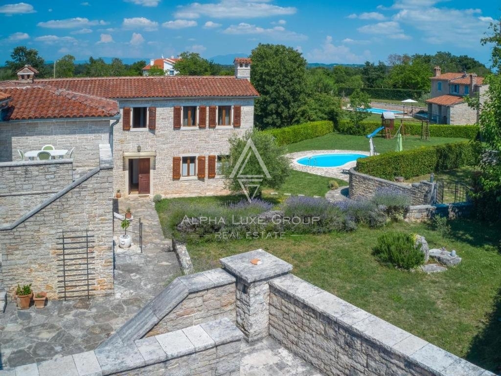 Splendida villa di lusso con piscina, ISTRIA, Tinjan