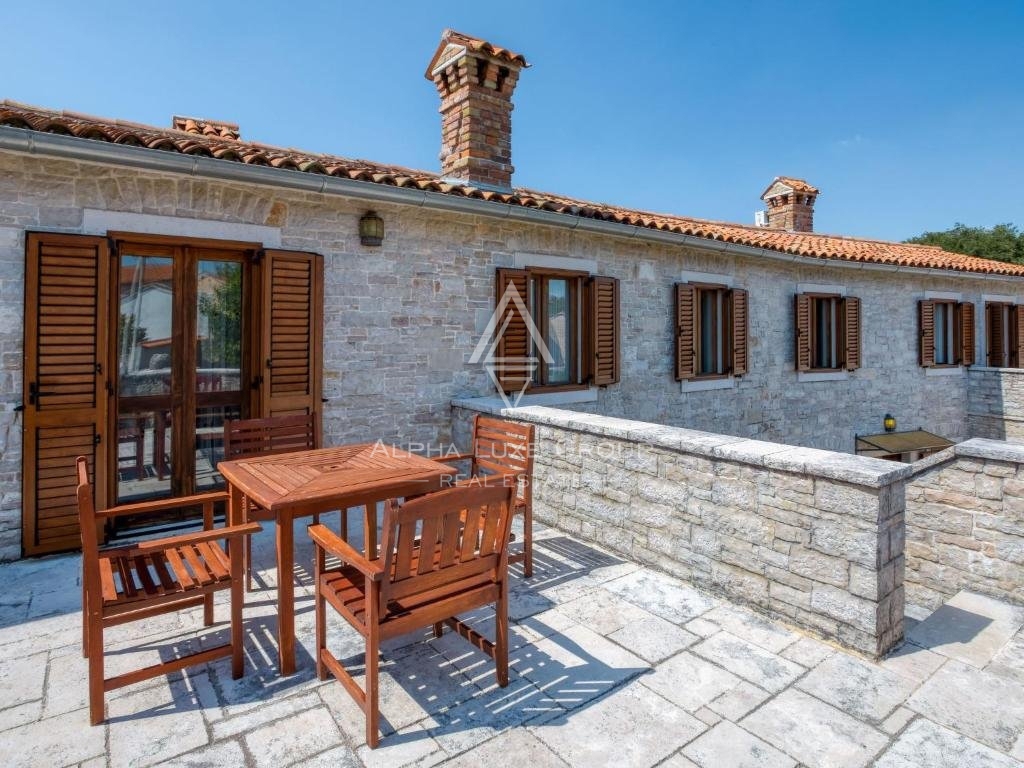 Splendida villa di lusso con piscina, ISTRIA, Tinjan