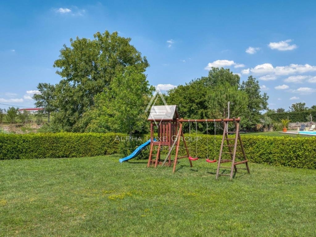 Splendida villa di lusso con piscina, ISTRIA, Tinjan