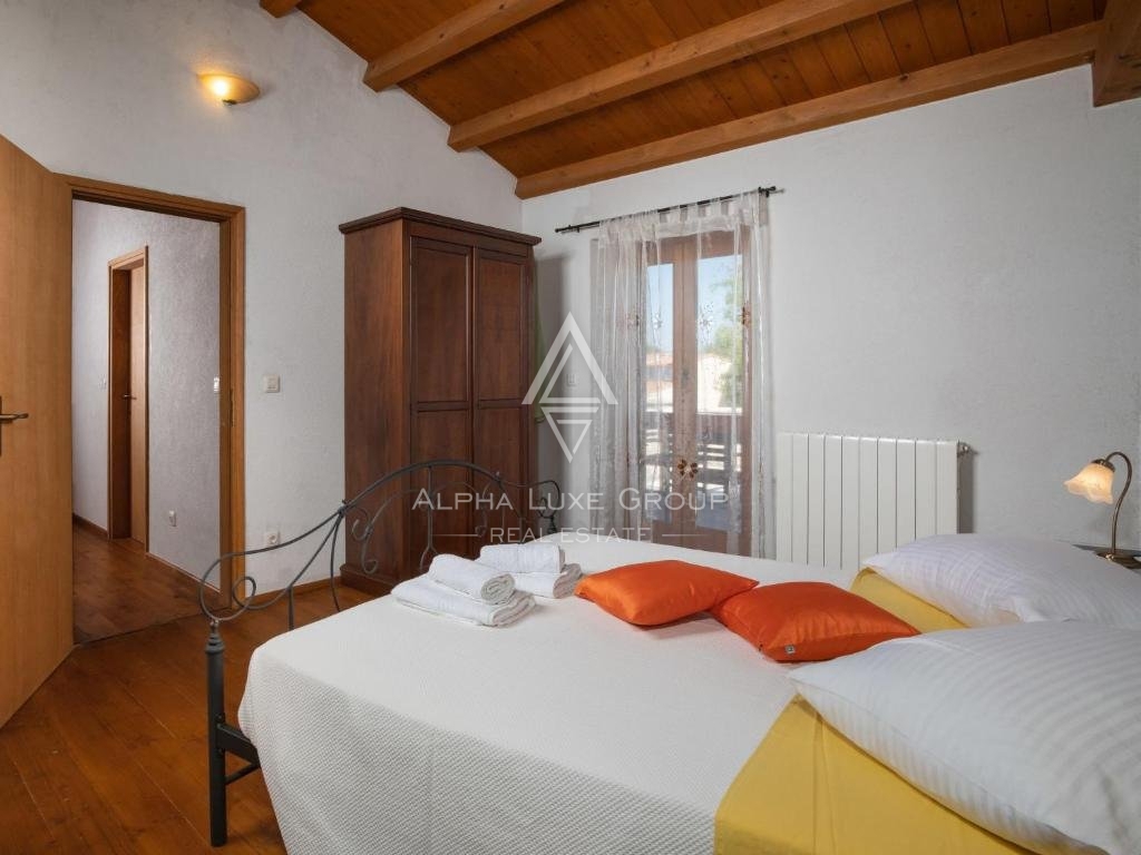 Splendida villa di lusso con piscina, ISTRIA, Tinjan