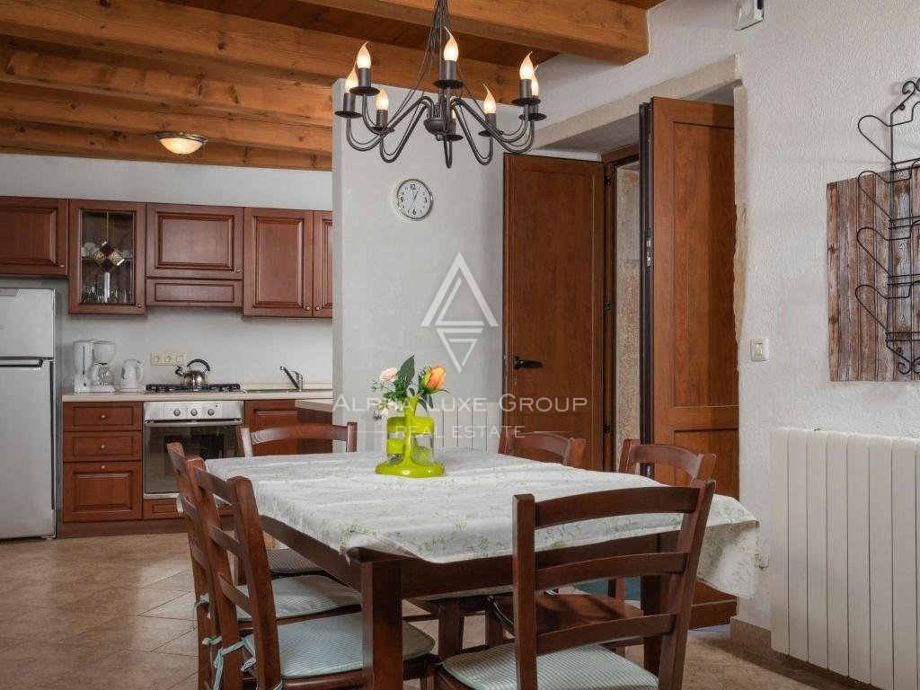 Splendida villa di lusso con piscina, ISTRIA, Tinjan