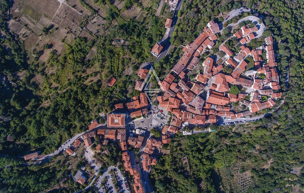 Kršan, Istria – Casa vacanze ristrutturata con piscina