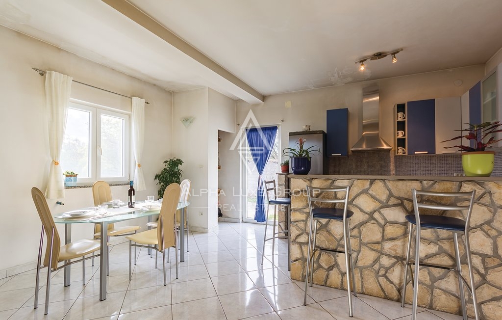 Kršan, Istria – Casa vacanze ristrutturata con piscina
