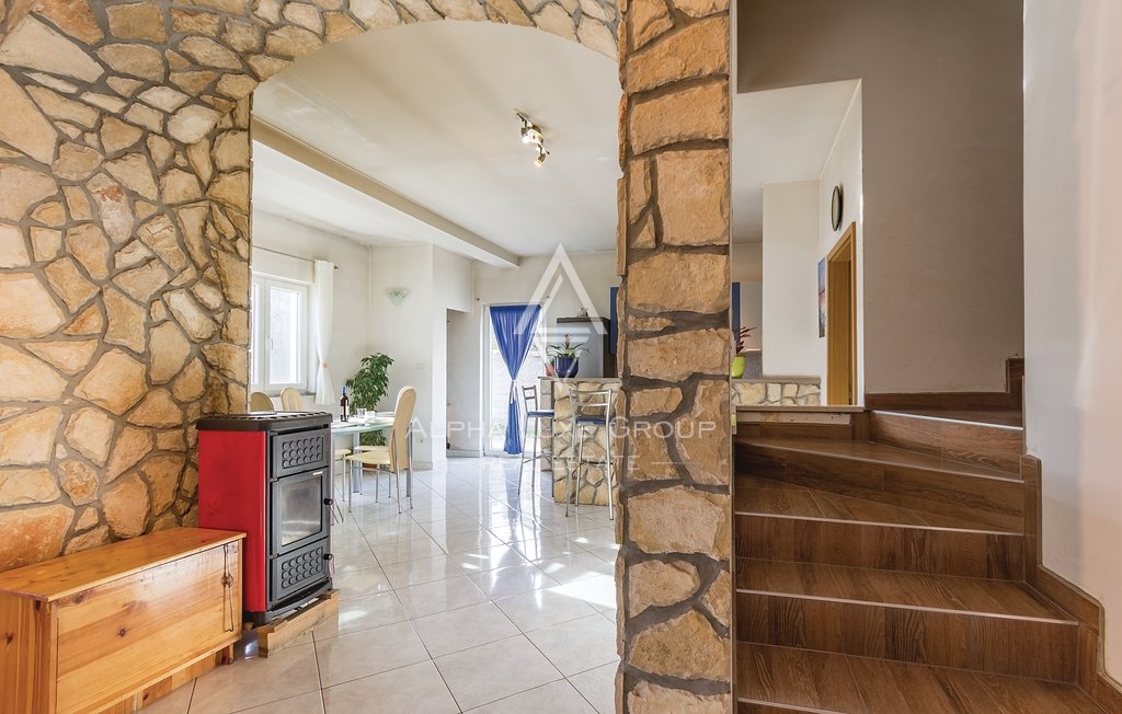 Kršan, Istria – Casa vacanze ristrutturata con piscina
