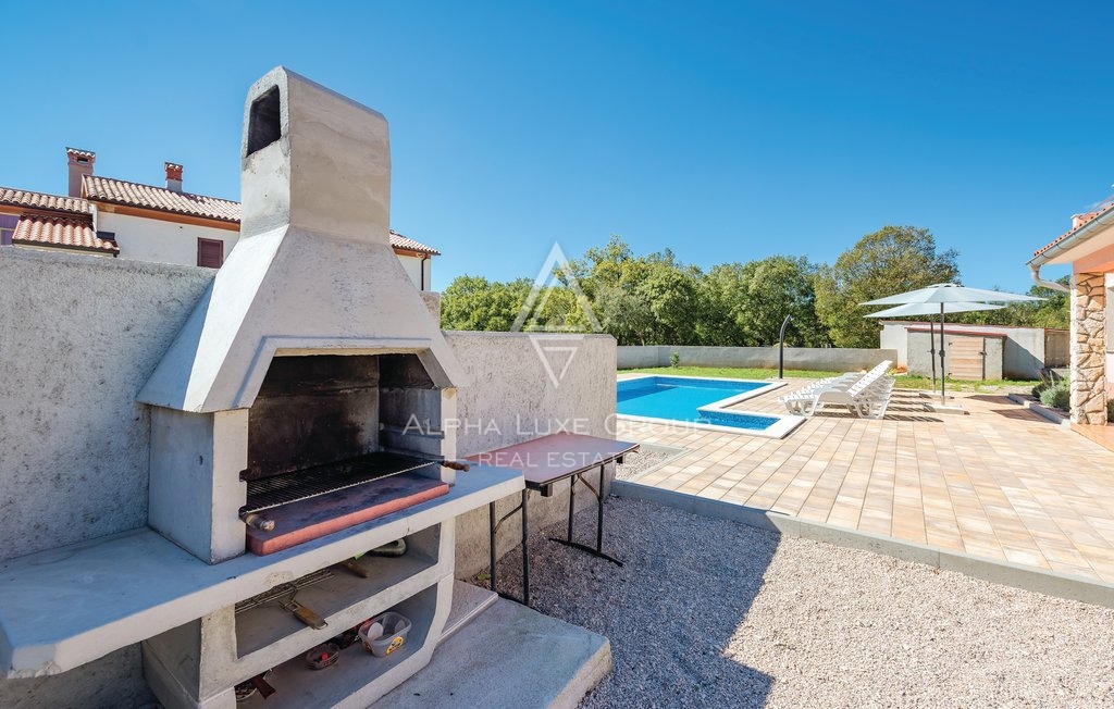 Kršan, Istria – Casa vacanze ristrutturata con piscina