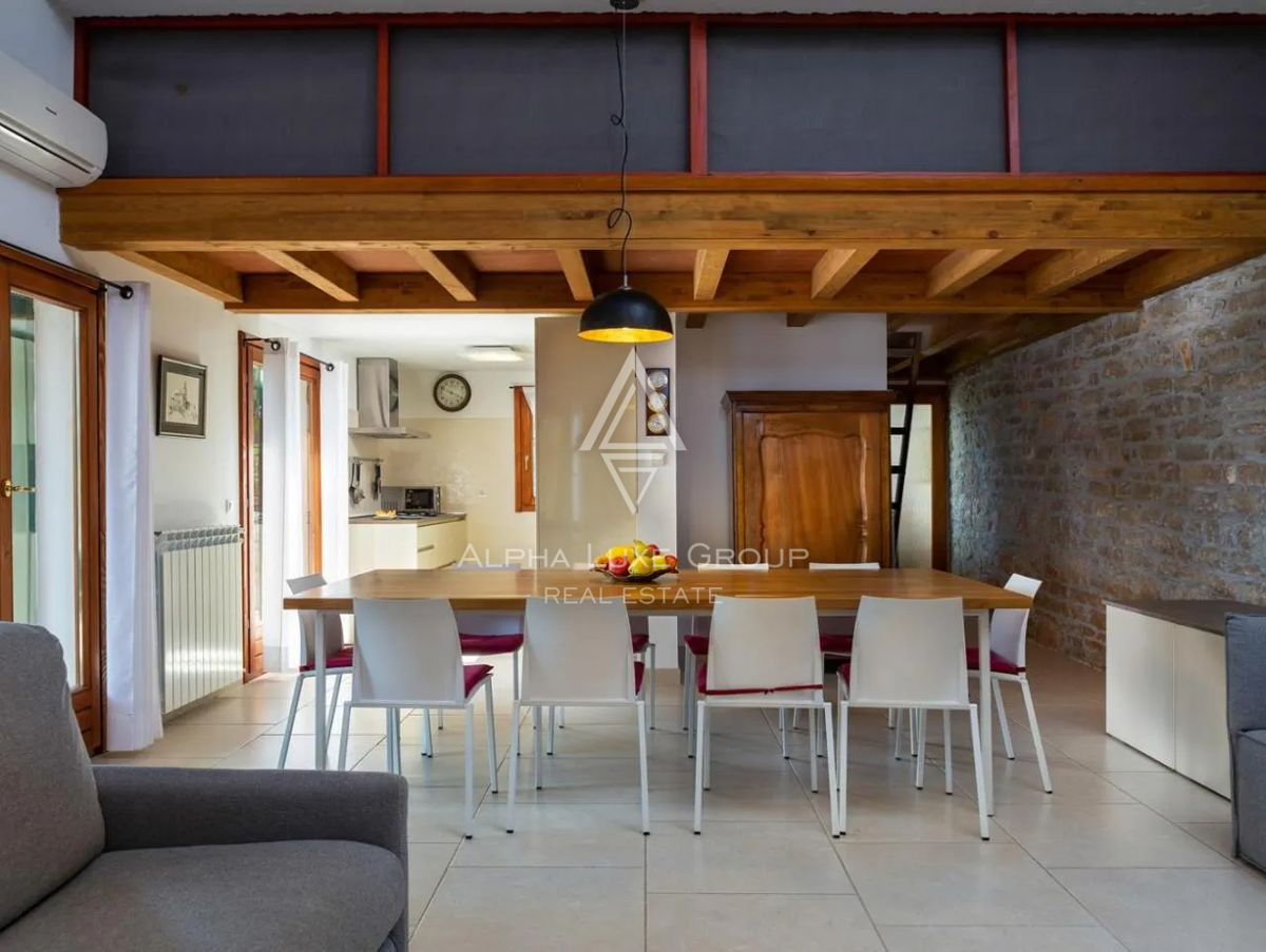 Pazin, Istria – Villa in pietra ristrutturata con piscina