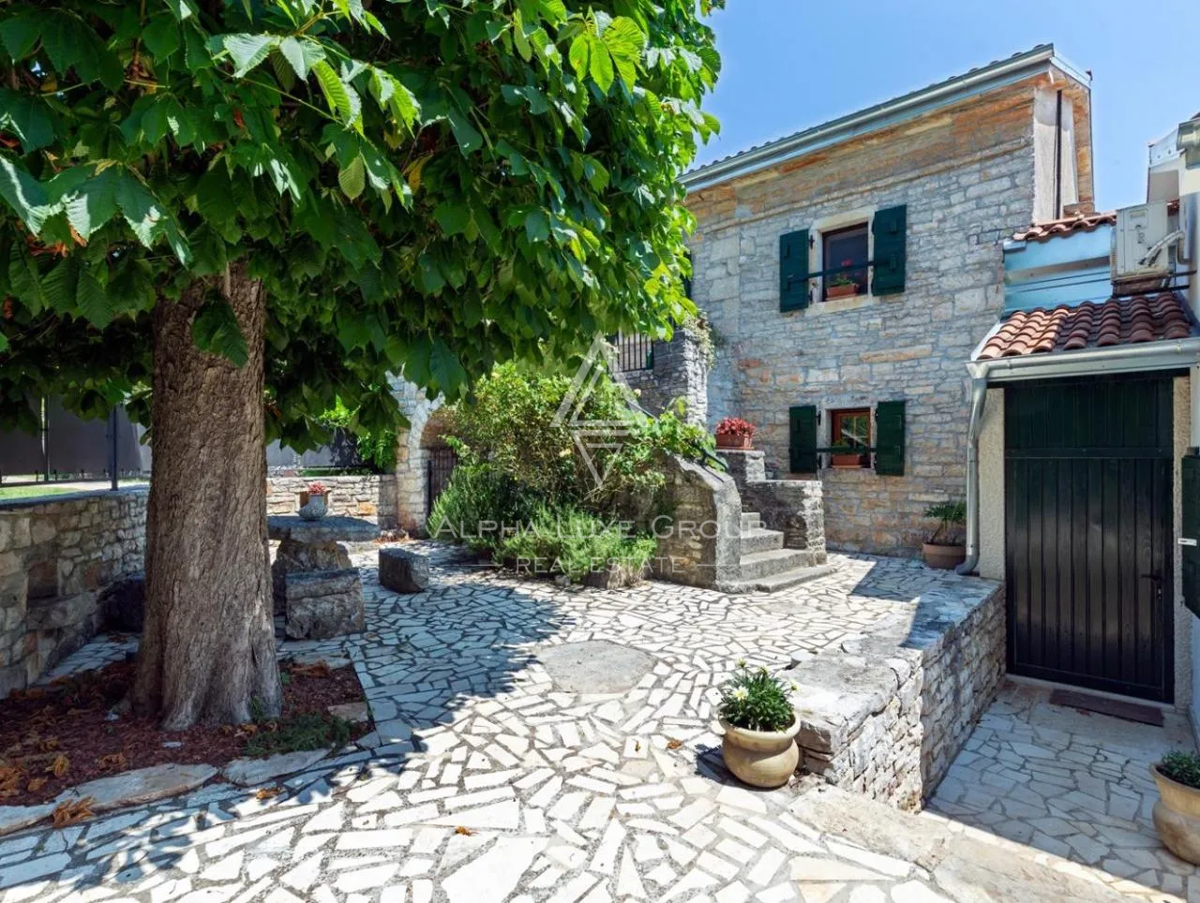 Pazin, Istria – Villa in pietra ristrutturata con piscina
