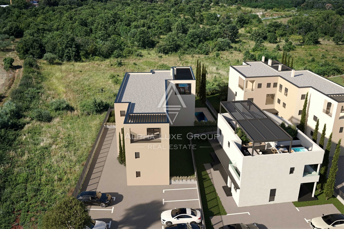 Parenzo, Istria: Appartamento 2 camere con giardino