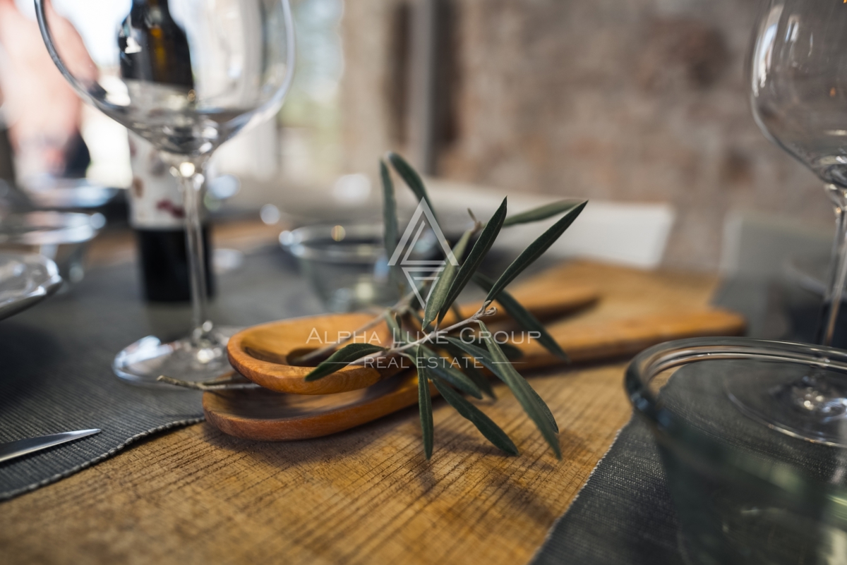 Kanfanar, Istria: Elegante villa in pietra ristrutt.