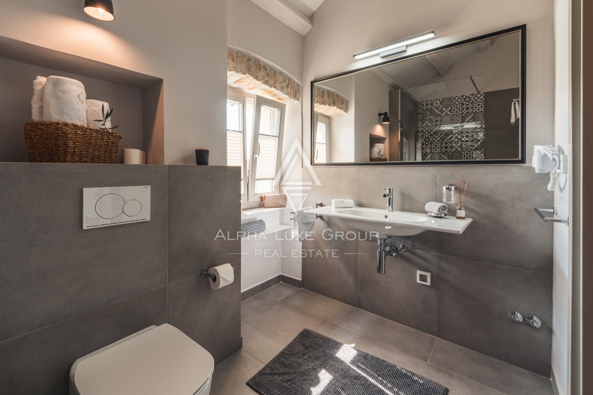 Kanfanar, Istria: Elegante villa in pietra ristrutt.