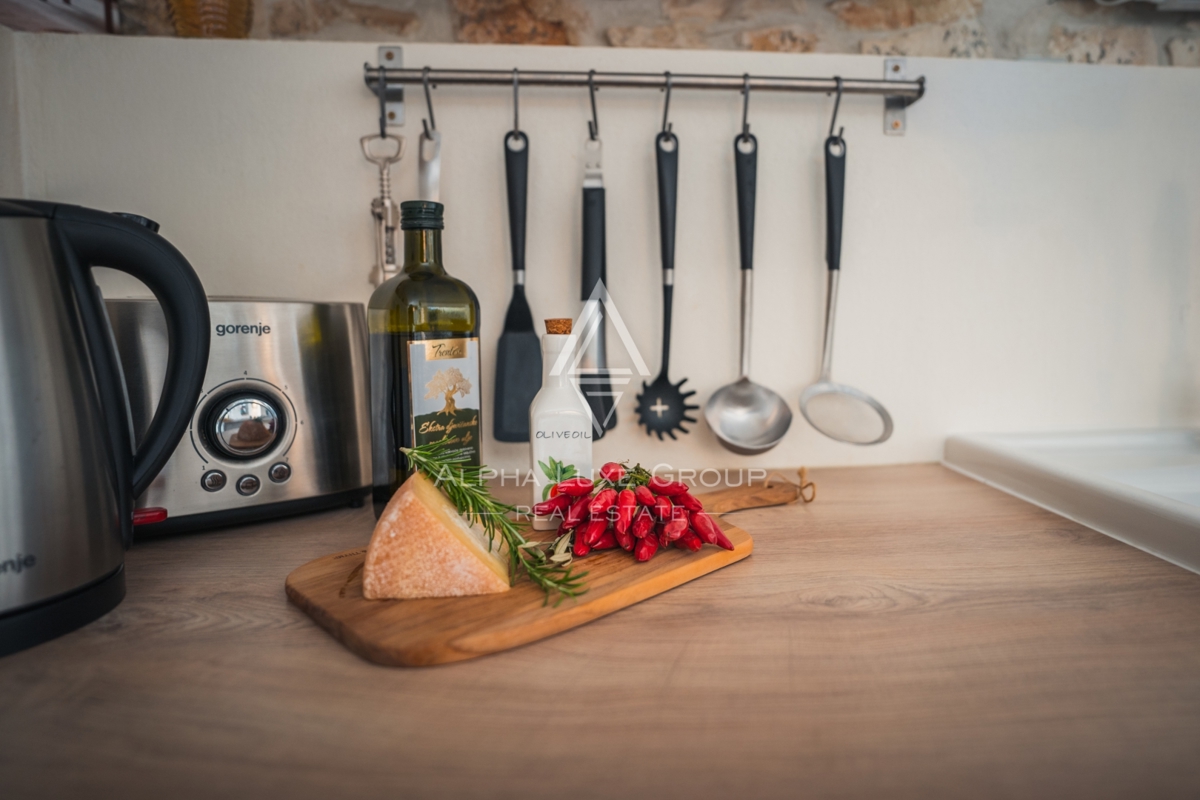 Kanfanar, Istria: Elegante villa in pietra ristrutt.