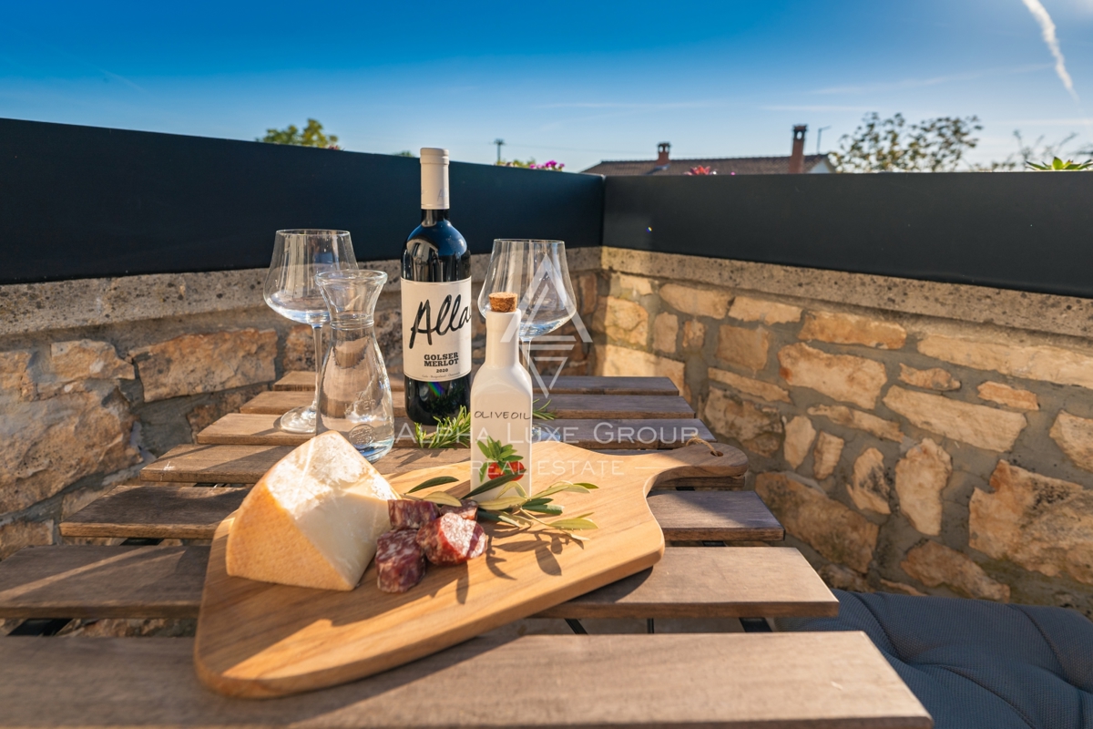 Kanfanar, Istria: Elegante villa in pietra ristrutt.