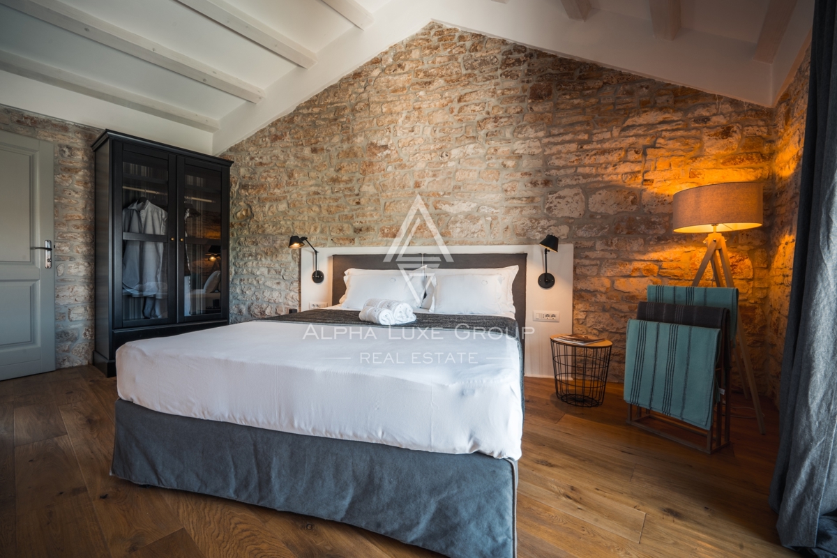 Kanfanar, Istria: Elegante villa in pietra ristrutt.