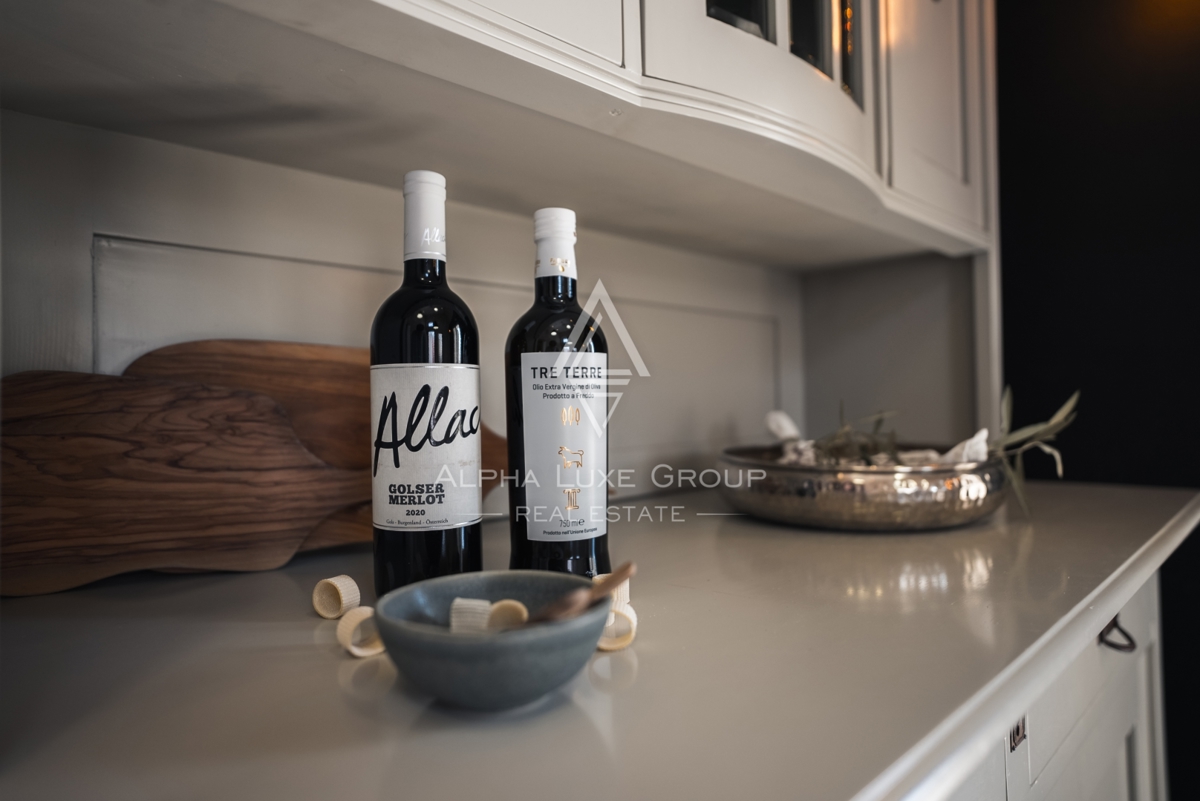 Kanfanar, Istria: Elegante villa in pietra ristrutt.