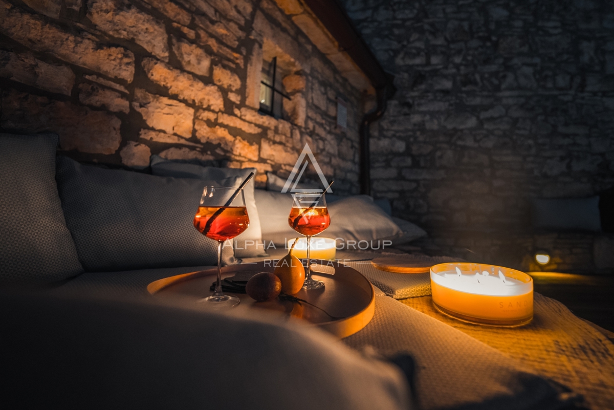 Kanfanar, Istria: Elegante villa in pietra ristrutt.